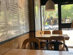 靠窗位-姐弟俩土豆粉(西安小寨店)