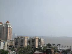 -珠海拱北口岸希尔顿欢朋酒店