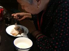 -金明姬铁锅炖(东坝店)