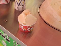 -古老冰山特色冰淇淋店(艾提尕尔店)