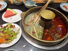 -明何记涮牛肚(品牌首店隋唐植物园南门古城路店)