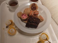 -浅深(世茂滨江精品店)