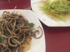 -溢心园香河肉饼总店