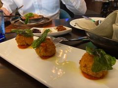 -卡佩罗意大利餐厅及酒吧Al Cappello Trattoria
