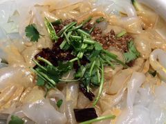 -老码头黑皮肘子锅包肉(赣水路店)