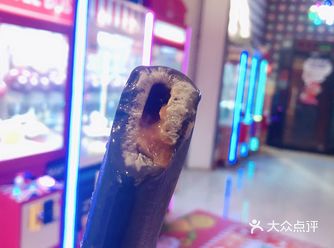 霸气中含着可爱，脆皮浓郁又不甜腻，三层夹心直击味蕾