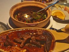 -八府香鸭·啫啫煲(华山路店)