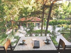 -穹六人间 people 6(岳阳路店)