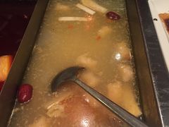 -百年川椒重庆老火锅(光谷店)