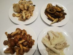 -天宜隆蘑菇宴火锅(石景山旗舰店)