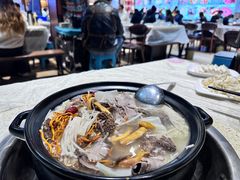 -九寨特色牦牛肉汤锅 羊肉汤锅