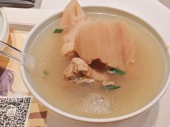 -黄记煌三汁焖锅(新佳丽江汉路店)