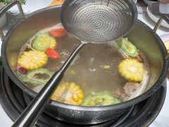 -犇鼎牛潮汕牛肉火锅(新辰里学清路店)