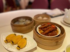 金枕榴莲酥-利苑酒家(合景国际金融广场店)
