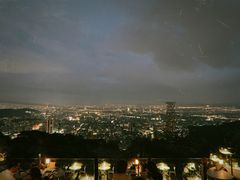 -草山夜未眠景观餐厅