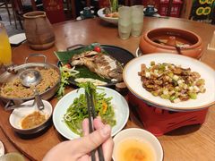 -老滇山寨•云南特色菜•地方菜•民族风情歌舞表演(金碧店)