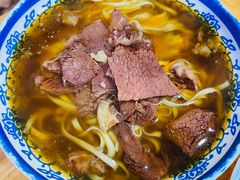-魏旺湖北正宗牛肉面(硚口公园店)