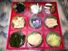 -九宫格重庆火锅(北国商城店)