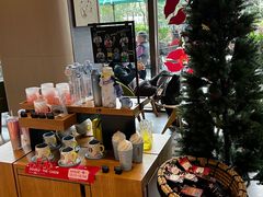 零售区-星巴克臻选(深圳龙华红山天虹店)