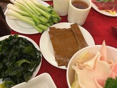 -山城年华老火锅(玉林店)