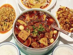 -渝信川菜 · 川味家常菜(财富购物中心店)