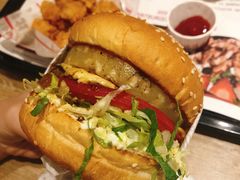 -The Habit Burger Grill 哈比特汉堡(爱琴海店)