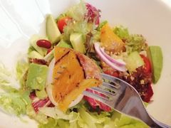 烤南瓜牛油果时蔬沙拉-bluefrog蓝蛙(水游城店)