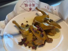 -鸽子侯·家宴·平价海鲜(绿地店)