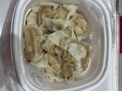 -南城香·饭香串香馄饨香(青年路店)