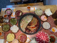 -赵美丽·重庆社区火锅·直营店(火车东站·中豪国际店)