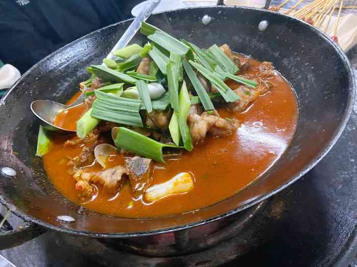 「干煸土豆条」好吃好吃好吃「铁锅斗地主吊锅」有牛骨头,牛肚,花甲