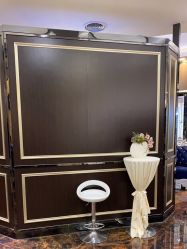 点击看大图 -八佰伴8008星级形象店