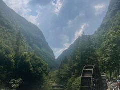-重庆神龙峡漂流