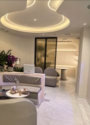 -芮娜皮肤管理·SPA中心