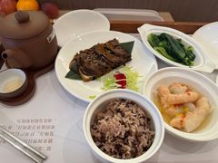 -雪梅月子中心(华侨城店)
