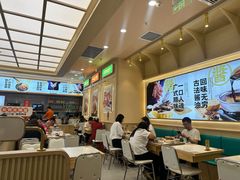-赵财财·肠粉·煲仔饭(华润万象城店)
