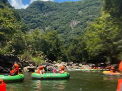 -雅鲁激流探险漂流