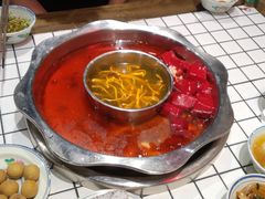 -六婶老火锅(交通大学直营店)