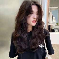 -丝语萱形象