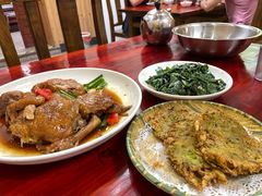 -芦茨金富饭庄·25年老字号·专做稻草鸡