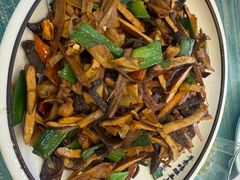 -自游人·美食一楼(三十年名店)