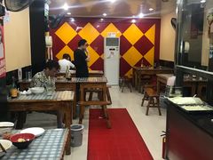 大堂-潘国仙耳光馄饨(黄家阙路店)