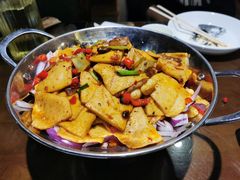 -东口码头·烧鸽子·鱼头泡饼·地方菜(金鹰悦城店)