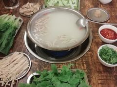 -巴山一绝烤全羊(三圣乡刘家花园店)