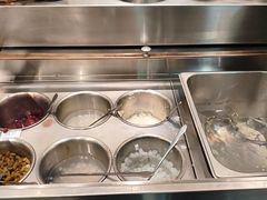 -成都你六姐·牛肉冒菜(信泰中心商场店)