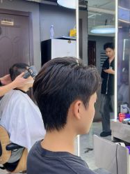 -藤野造型烫发染发