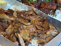 招牌肘子浇汁米饭-有肉食·虎九闽菜(798艺术区店)