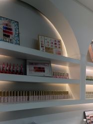 -花颜悦色款式美甲美睫