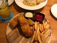 -Hooley's活利仕西餐厅(珠江新城店)