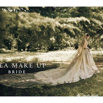 开封婚纱 | 可盐可甜的金色仪式婚纱